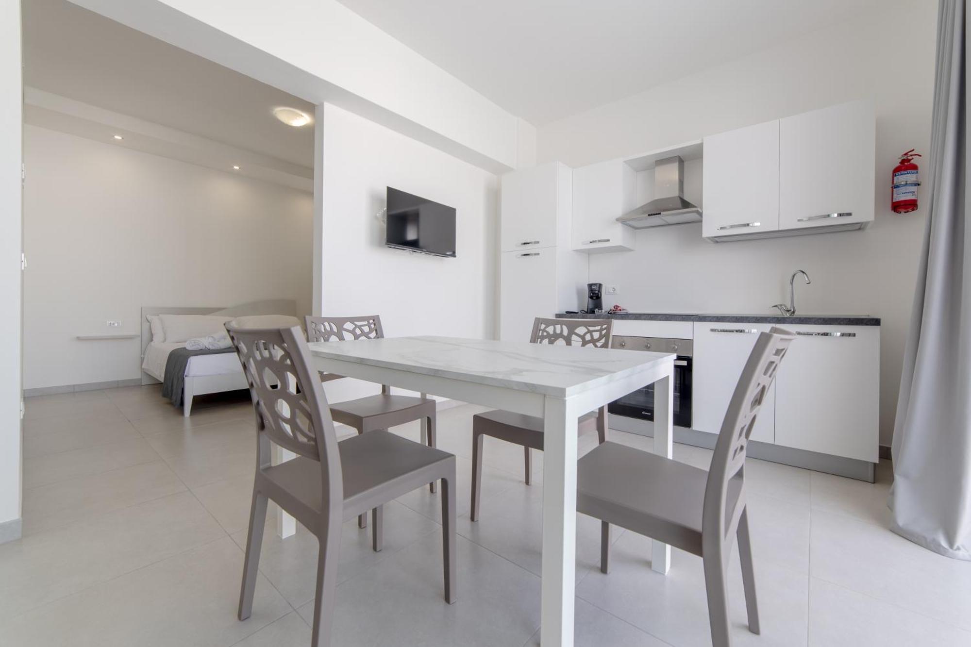 טורה סן ג'ובאני אוג'נטו Diva Luxury Suite מראה חיצוני תמונה